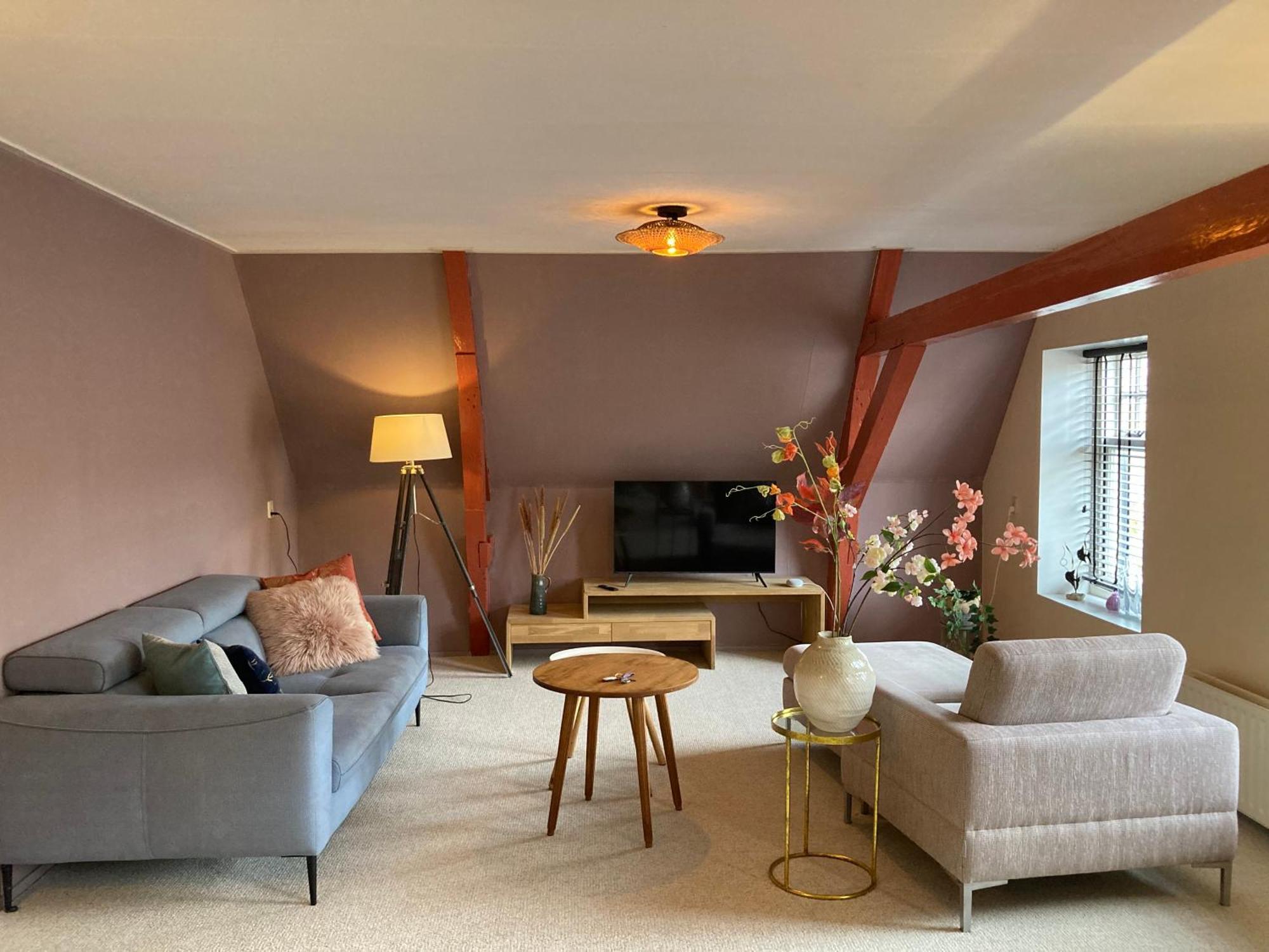 Elegant Appartement In Pakhuis Friesland Centrum Leeuwarden Bagian luar foto